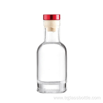 Glass Water Bottle 700mL Capacity Whiskey Bottle